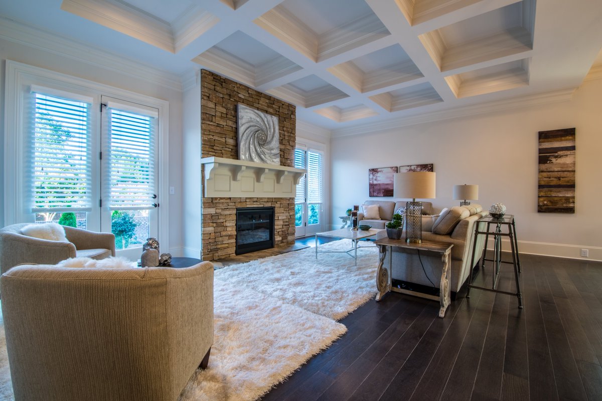 JamesCustomHome's tweet photo. Beautiful trim &amp; #cofferedceiling in our "Serenade" #quickmovein #home! #Availablenow in Songwood https://t.co/Dncwn4eoAS

#charlotte #realestate #homebuilder #newhome #customhomes #spechomes #quickmoveinhomes #southpark #southcharlotte #charlottehomes #charlotterealestate https://t.co/PfkHoWAuvI