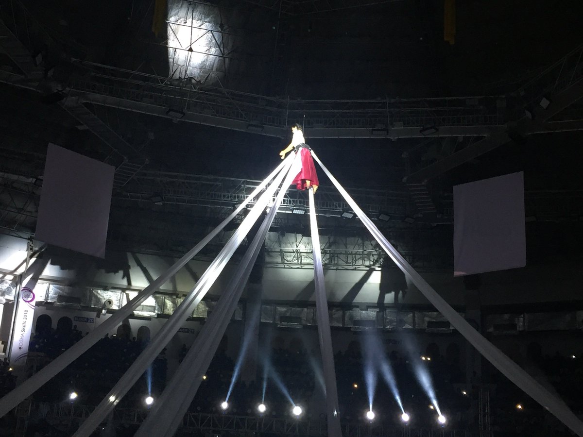 skilledinodisha's tweet image. When wanted to get the first aerial act in Odisha performed @ Barabati Indoor Stadium for the Odisha Skills, some people gasped. Said, it can't be done. The roof will fall! I asked, when Barabati Fort was built 800 years ago, did someone say, it cant' be done? Thank you, Odisha!