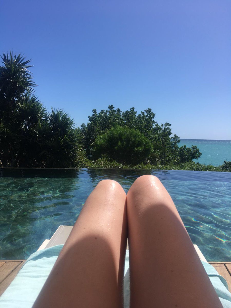 EmaChild's tweet photo. Paradise ☺️ https://t.co/SXFYJP5w4a