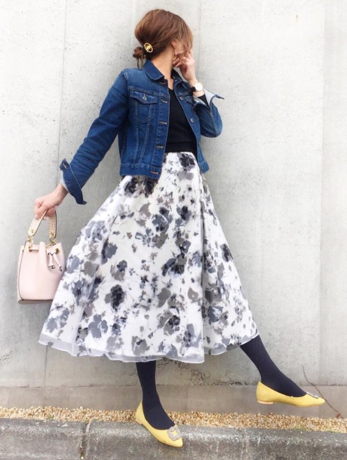 Mine Auf Twitter 周りに差をつける 春の女子会コーデ 女子会コーデに悩んでいるあなたにオススメしたいのが花柄アイテム 花柄アイテムにぴったりなコーディネートをご紹介 記事はこちら T Co 3gjeg4vkcz Ootd 花柄アイテム T Co