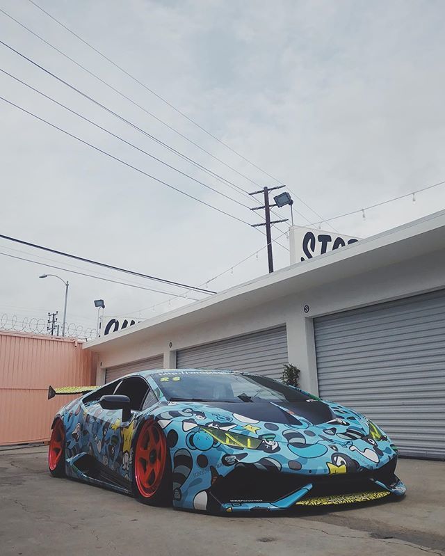 Race_Service's tweet photo. Really Slammed. #TeamRS @wraplegends https://t.co/pxsXWxb9OC