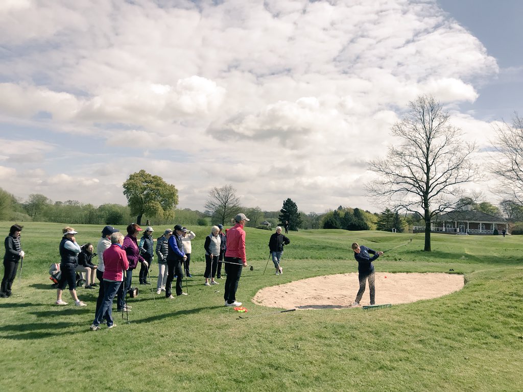 Lovely day for the @LadyGolferMag #ThisGirlGolfs day @MottramHall 🏌️‍♀️🙌