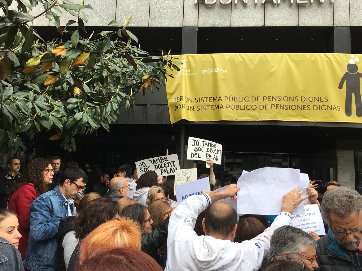 Totes som docents d'El Palau! No esteu soles. #9delPalau #EduquemSensePor