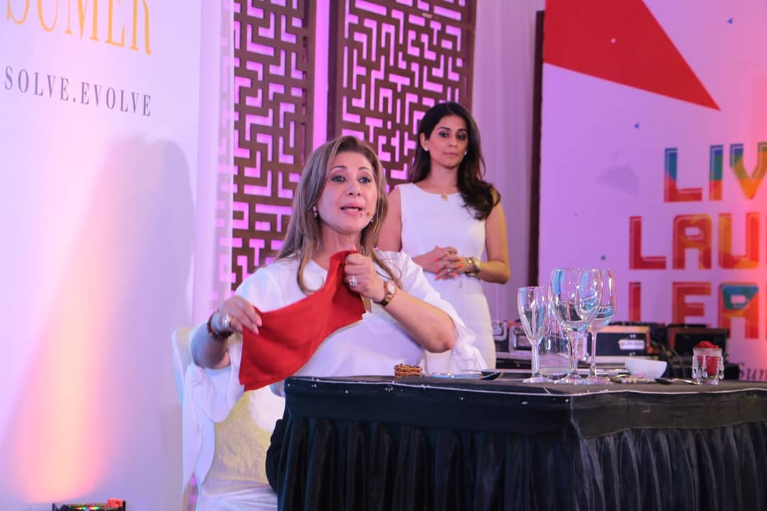 summerfest54's tweet image. Here’s #Avenue54 taking social etiquette lessons from Rukshana Eisa. A room full of decorum!  #SantacruzSummerfest #RadiusDevelopers #RukshanaEisa
@radiusdeveloper