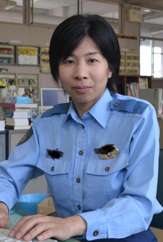 sexyukirie's tweet photo. この女性警察官、かなりそそられる
もしも、ゴニャゴニャできたら、
何回イクのでしょう？ https://t.co/vODoXF6HlD