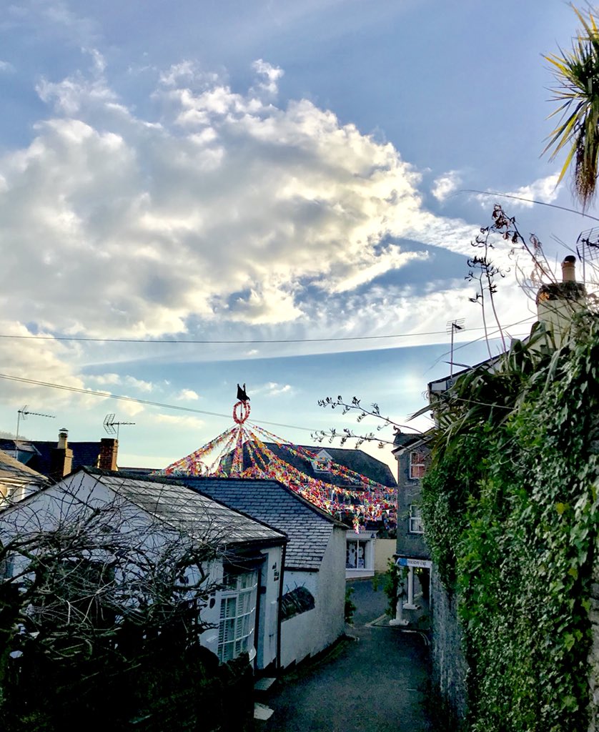 The Maypole in Padstow catching all the sunlight... #padstow #mayday #maypole #obbyoss #cornwall #lovecornwall