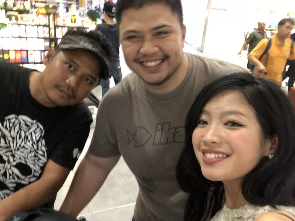 マルコス 釣り名人への道 Pa Twitter 無事マレーシア着陸 ノルとエディーと合流しました 足らずな英語で頑張って話してます 今はさらに4時間かけて宿泊先へ移動 釣り 釣りガール マレーシア ひとり旅
