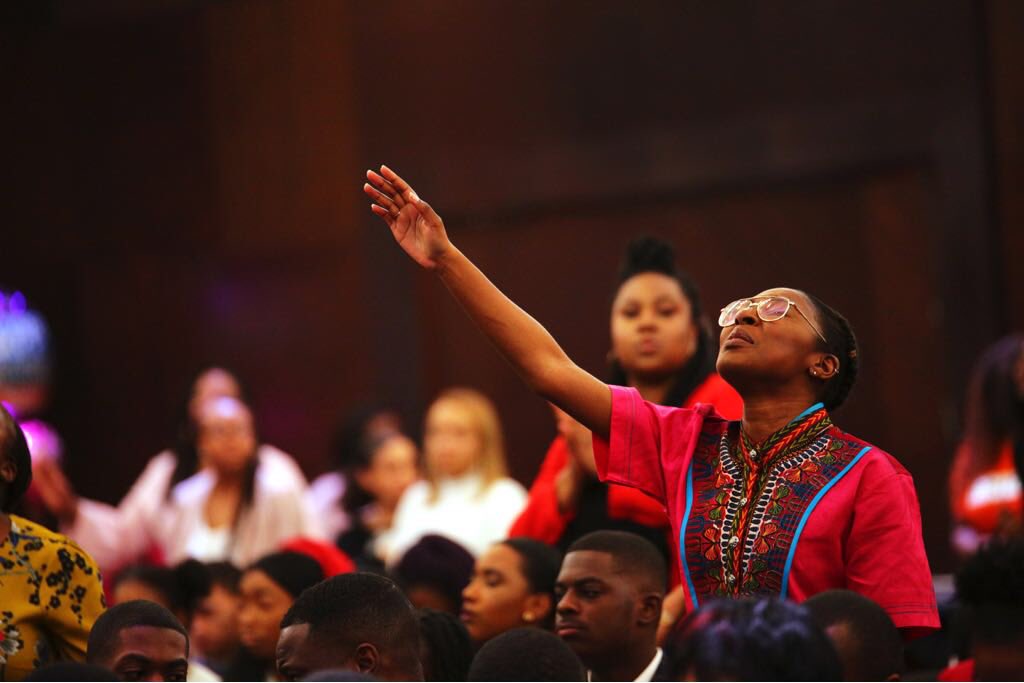 SPACNxtion's tweet photo. “And I will call upon Your name. And keep my eyes above the waves. When oceans rise, my soul will rest in Your embrace. For I am Yours and You are mine” 🎼

#WorshipWeekend 
#MAJOR
#FaithIsHigh
#SPACNation https://t.co/YlGb21nCTm