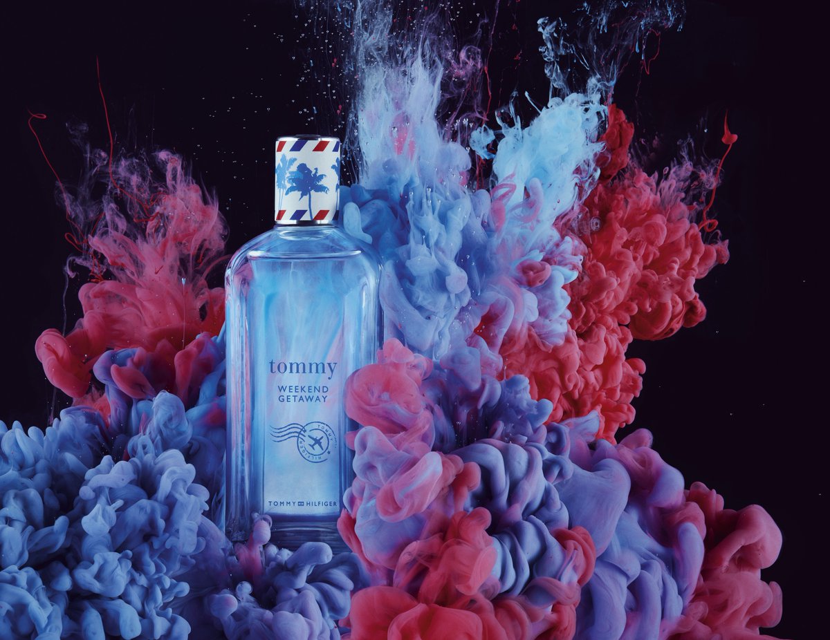 Happy_Finish's tweet photo. Beautiful fragrances shot in water surrounded by paint for @sidmag Photographer: @NealGrundy, Retouch Artist: Vahakn Vorperian 🎨 #retouch #retouchstudio #cosmetics #paintinwater #perfume #productphotography #paintcloud #behance #tommyhilfiger #pantone #michaelkors #dkny #dunhill https://t.co/XLvpcMeLdg