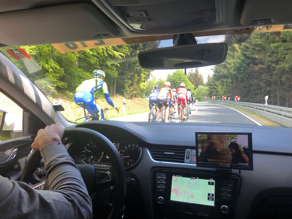 WagnerBazinWB's tweet photo. #Radklassiker 7 un the breakaway with 💪🏼 @AntoineWarnier ✅ 4:20
  Aleksejs Saramotins (BOH)
  Yukiya Arashiro (TBM)
  Floris Gerts (RNL)
  Aaron Gate (ABS)
  Daniel Teklehaimanot (COF)
  David Tanner (VWC) https://t.co/bpCtZe7kyu