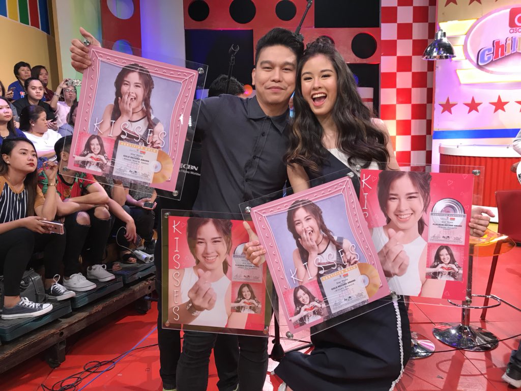 roxsantos's tweet photo. Happiest Birthday to you @delavinkisses! Wishing you more &amp; more blessings!. Stay sweet and humble as you are! Love u ❤️❤️❤️ https://t.co/d2oLbgSlO2