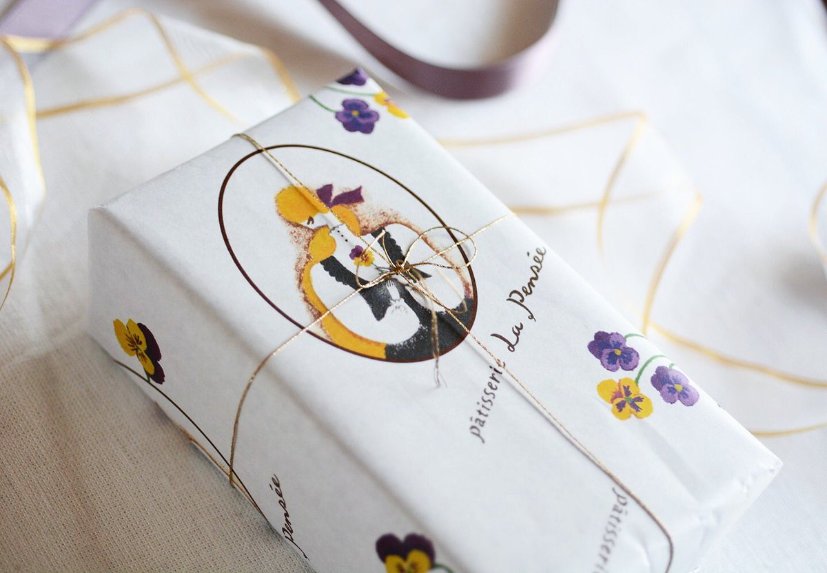 Seraphim Twitterissa フランスガムさんの パンセ洋菓子店の包装紙 贈り物のラッピングに 特にお菓子の包みにぴったりです パンセ洋菓子店にて販売中