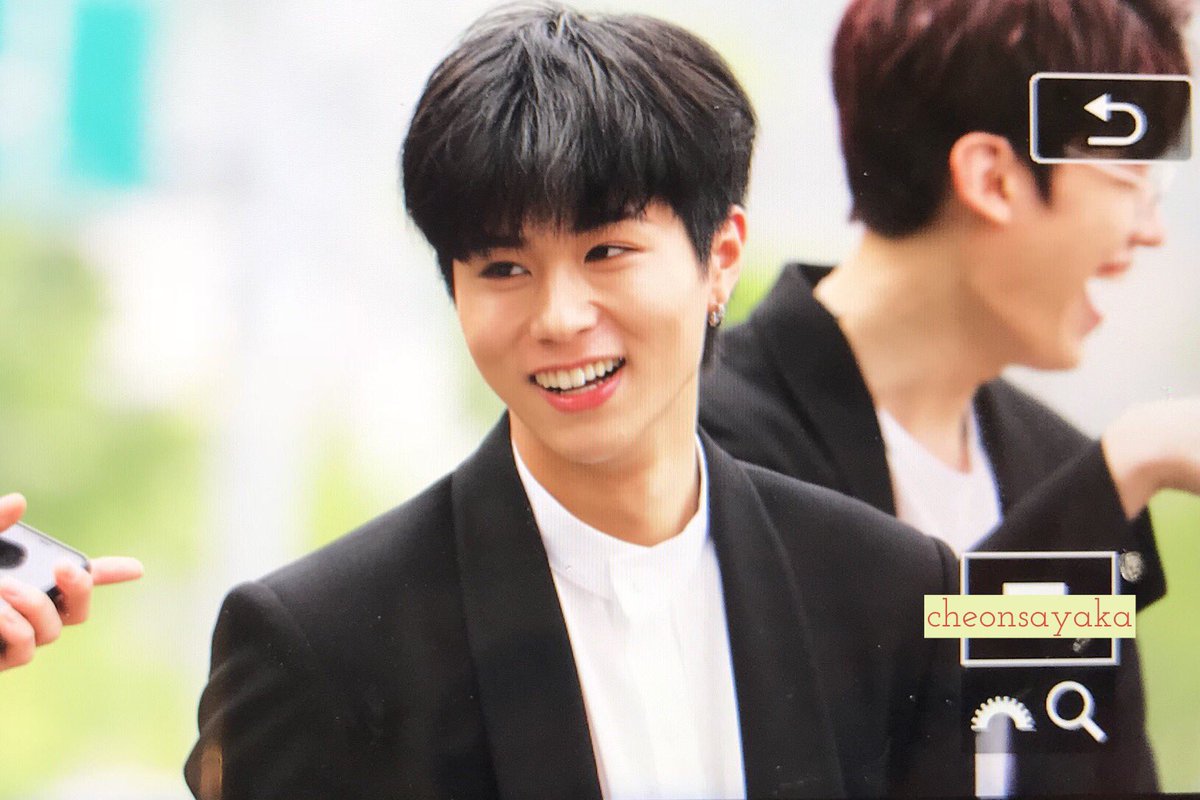 cheonsyk's tweet photo. 180501 더쇼 미니 팬미팅🌱

#인투잇 #IN2IT #연태 #정연태 
#지안 #유지안 #성현 #김성현
#아이젝 #SNAPSHOT #스냅샷 https://t.co/pIgWr3wAXu