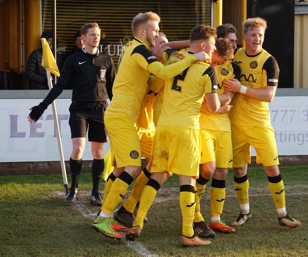 vivcurtis's tweet photo. It’s been a super season for @tivertontownfc #tivvy #nonleaguefootball #southernpremier #tiverton @Tivvy12thman #loosewomen https://t.co/hamyqQzOaM