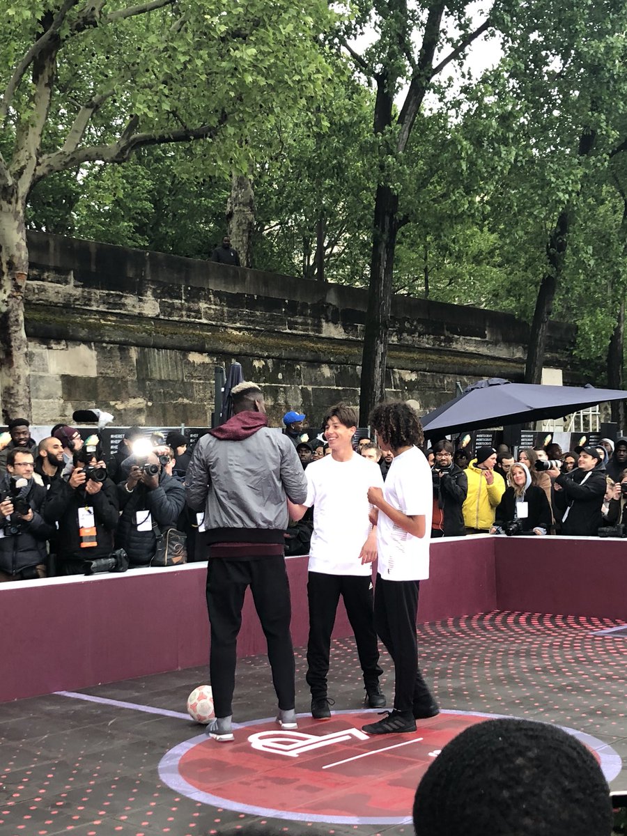 usfamanagement's tweet photo. Florent Da silva évènement Adidas avec Paul Pogba
Salle de Sport Usfa 👌😉 #Paris #Adidas #Pogba #Talents #Usfamanagement https://t.co/3ItcMnegTl
