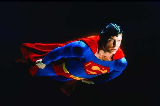 Aln54Dz's tweet photo. Donc le Mossad pénètre en Iran et en une nuit ramène en Israël 500 Kg de documents volumineux en pleine capitale Iranienne...🤔 Infiltration et exfiltration du territoire Iranien par voie terrestre...mais oui les mecs...Superman était dans l’équipe du Mossad peut-être... #FakeOP https://t.co/f9dnpU2n2M