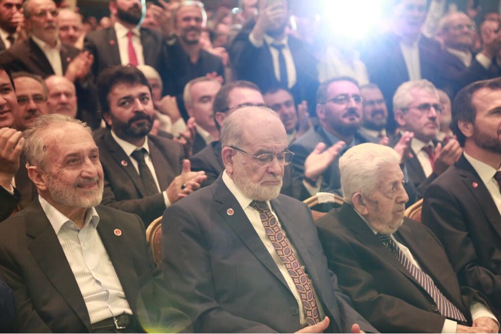 Kazanacağız!

#TürkiyeyeBilgeBaşkan