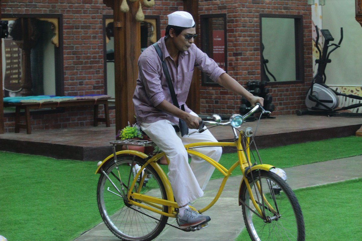 Cycle tweet media