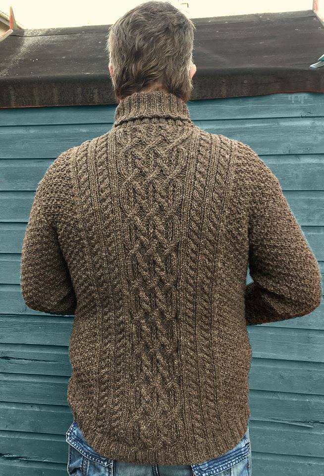 ScotKnitter's tweet photo. Listed on https://t.co/5Y4ABbydhO #FathersDay #knittedsweater #wool #FlockBN #wnukrt #aranwool https://t.co/1PE31axo7L