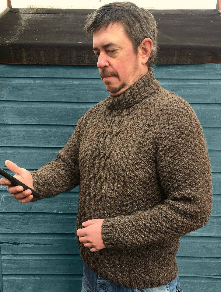 ScotKnitter's tweet photo. Listed on https://t.co/5Y4ABbydhO #FathersDay #knittedsweater #wool #FlockBN #wnukrt #aranwool https://t.co/1PE31axo7L