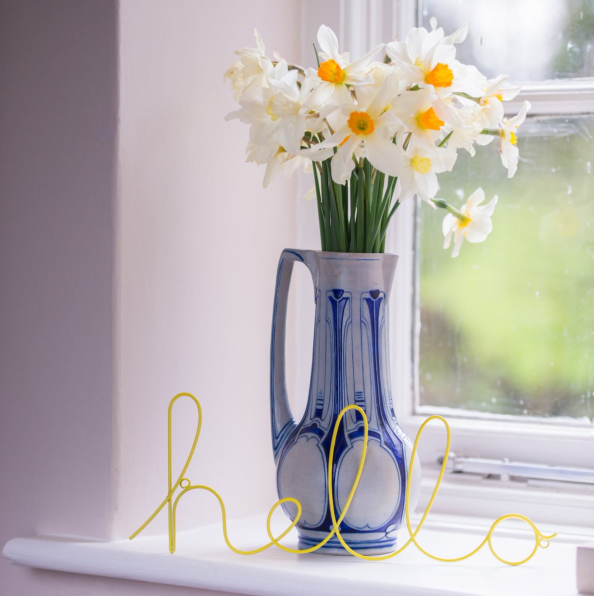 The_Giftologist's tweet photo. Well... hello there, May! 🌻
Thank you for embracing us with a sunny start to the month 🌞 (now pls just stay this way 🙏🏼)

For more sunshine in your life click here > https://t.co/leuqZ2KZ7I

#letteroom #wirewords #giftcompany #personalisedgifts #may1st #MayDay
 #hello #MayYay https://t.co/Huv15hp5jX