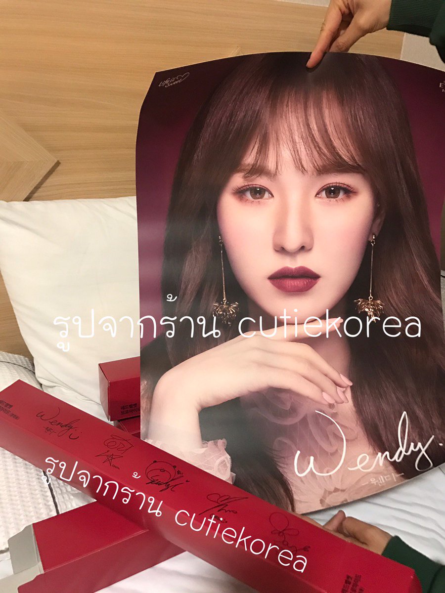 Cutiekorea's tweet photo. Etude House Matte Chic Lip Lacquer ลิปมินิ 200บ./ การ์ด 100บ./ โปสเตอร์ 300บ. #พร้อมส่ง #etudehouse #redvelvet #mattechicliplacquer #ตลาดนัดรวว #ตลาดนัดredvelvet #ตลาดนัดrvv #เครื่องสำอางเกาหลี #ของมันต้องมี https://t.co/aMMDDvJvn9
