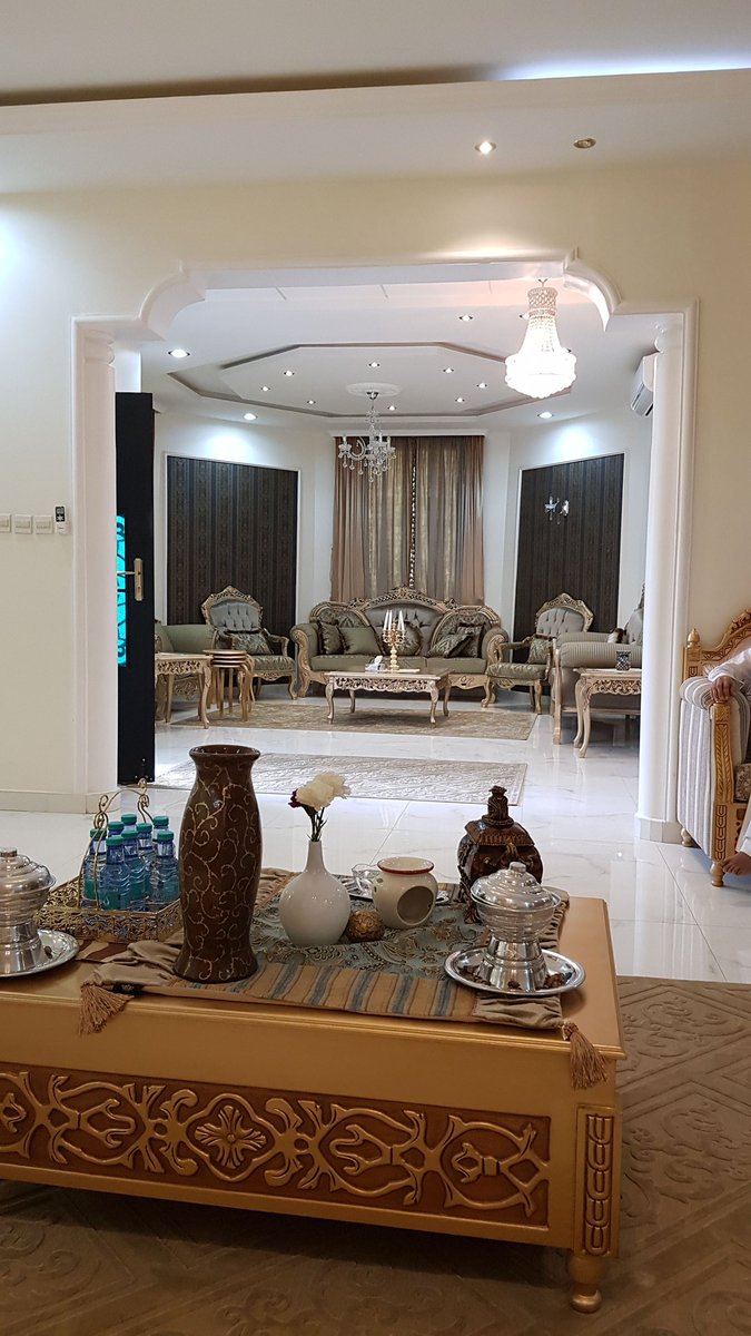 a_alshrhan's tweet photo. 🍃🍃

الشريف بركات يوصي ابنه مالك بابيات جميلة في الثقة وحسن الظن بالله.

لاتحسب ان الله قطوعٍ يخليك 
    ولا تفرح ان الله على الخلق بداك ..
ما اخطاك ما اصابك ولو كان راميك     
    واللي يصيبك لو تِتَقّيت مـا اخطاك ..
#شرهانيات https://t.co/ncAmg8vmtd