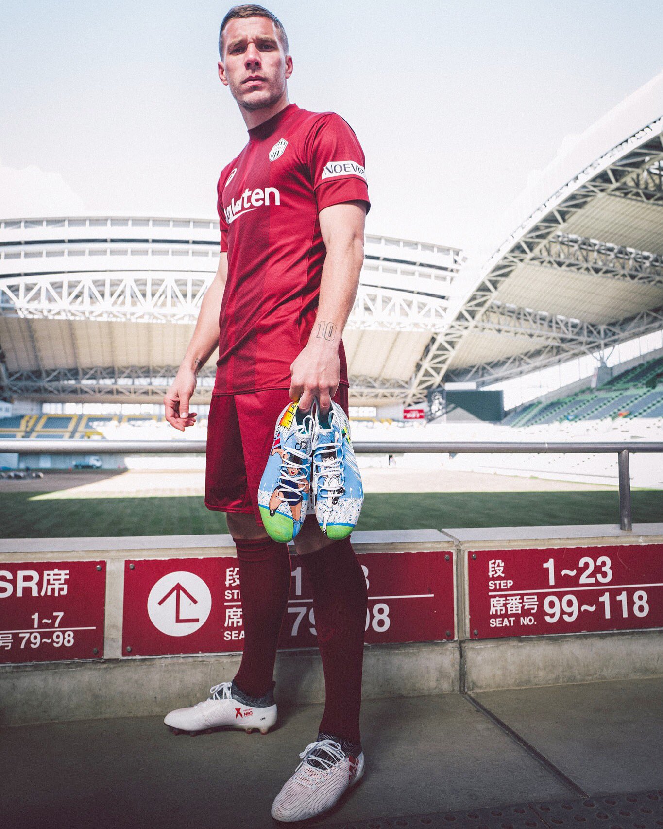 Lukas Podolski Com Do You Like My New X17 Boots Captain Tsubasa Has Always Been One Of My Biggest Inspirations Since I Was A Kid It S An Honor To Support Japanese Football