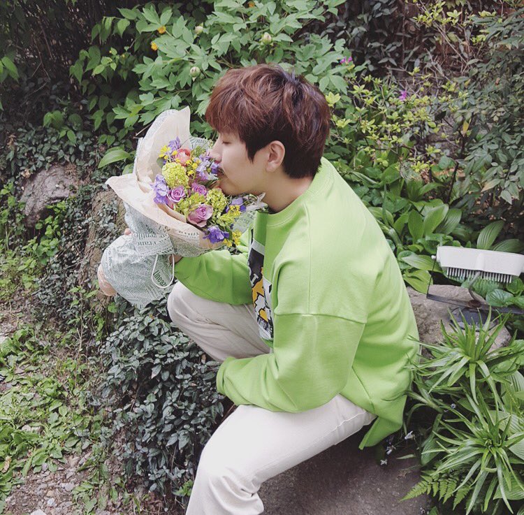 deulpics's tweet image. 💚 a never ending story between us 💐