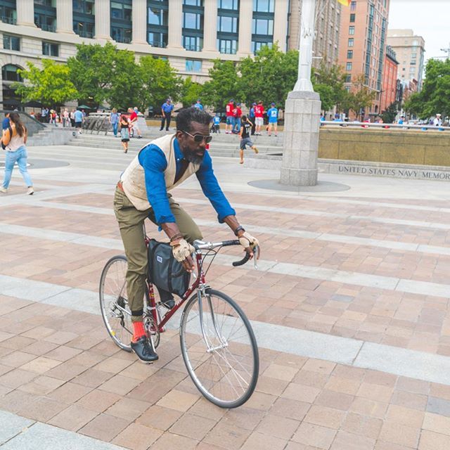 gripunlimited's tweet image. Today kicks off NATIONAL BIKE MONTH! Right around the corner are bike to work day, bike to school day &amp;amp; so many awesome rides. Hit the link in our bio for a roundup of DC bike month festivities.  #gripunlimitedbags #ridewithgrip #nationalbikemonth
.
.
.
… ift.tt/2FxzIxJ