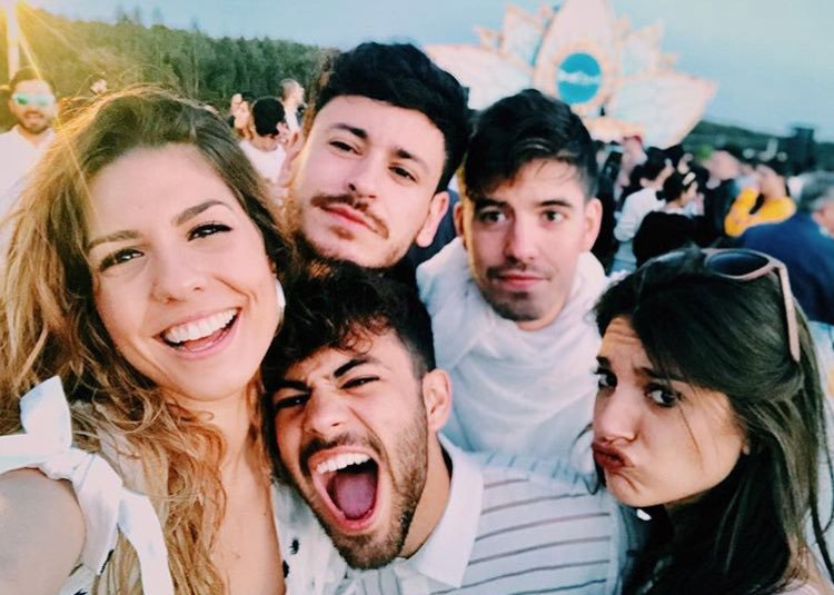 CepedaVotosES's tweet photo. Hoy es 1 mayo y eso quiere decir que como máximo quedan 31 días para que salga el single de Cepeda 💙
Nosotras estamos entusiasmadas ¿y vosotras? 🙌
#SingleCepeda https://t.co/2SCXTn4nLj