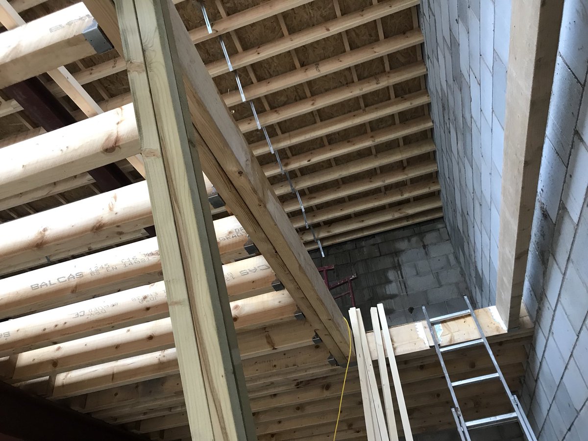 EcobriteUK's tweet photo. Purpose built showroom to come! #manchester #uk #lights #led #yellingtimber #citycentre #welovemanchester https://t.co/VDMmmG4hBH