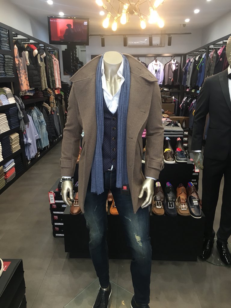 ScudMark's tweet photo. Its all about layering for A/W 18 in all our @menzclub stores!!! #menswear #mensfashion #menstyle #autumn #weddings #Clothing #fashionista #fashion #menzclub #dapper #style #chino #suits #shirts #shoes #coats #Blazers #ties #jeans #belts #socks #knitwear #bertigo #scarfs https://t.co/lycfhBXHH9
