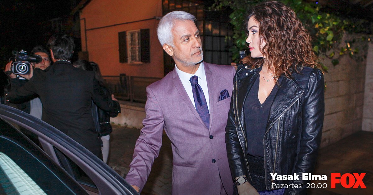Ender, Halit'in yeni bir ilişkiye başlamasına engel oldu. ⚡ #YasakElma'nın dün akşamki bölümünü alt yazı seçeneğiyle izlemek için tıkla! fox.com.tr/Yasak-Elma/bol…