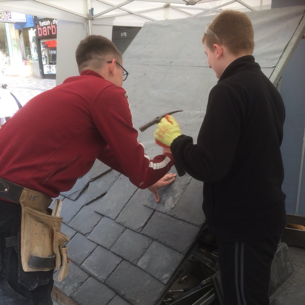 GlasgowHeritage's tweet photo. “Tell me and I will forget, show me and I may remember; involve me and I will understand.” - Hands on learning with @scottradbuild at the Glasgow Traditional Building Forum School Workshops #learningbydoing #traditionalskills #heritage https://t.co/b6g3XO6jrM