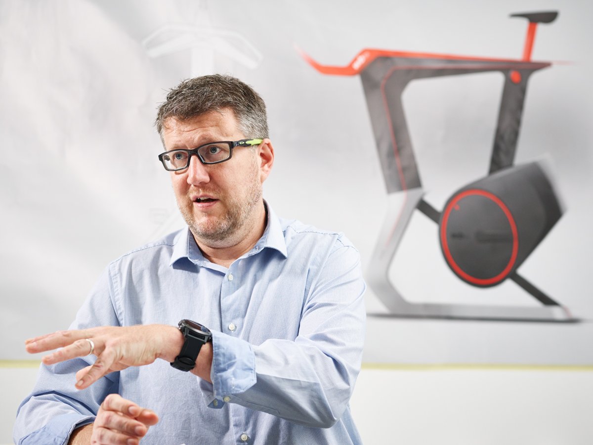 "The Atom was so exciting because we had a chance to make the fastest, coolest, bike without worrying about weight, or the any of the constraints that real bike designers must work with."

Meet the designers of the #Unrivalled Atom: bit.ly/2jiF6fq 👈