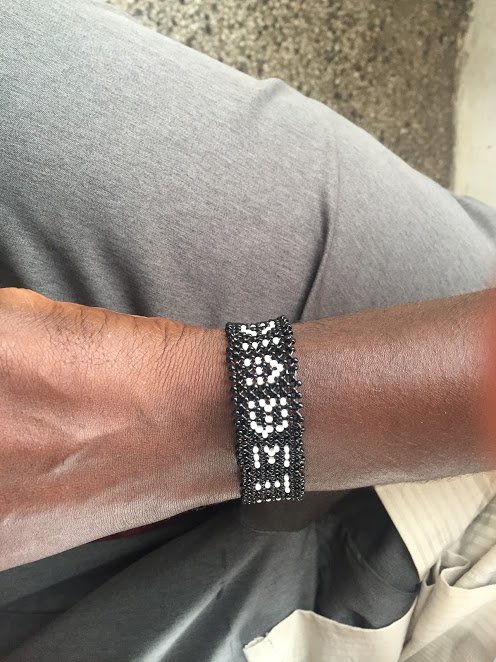 GHDisrupted's tweet photo. Maurice, a member of the Kenya Defeat Diabetes Association(KDDA) found a way of making a trending fashion accessory double up into a medical emergency bracelet. Thrilled to be working with KDDA in this year's Int Quit Soda Day #IQSD #ArtandHealth # #globalhealth #NCDs https://t.co/3GAF0u9XrU