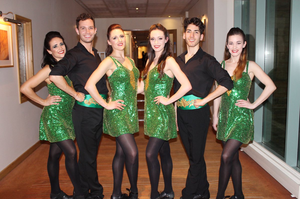 FiddleDanceShow's tweet photo. 2 x 45 minute shows high energy available as well as short high impact performances suitable for #corporateevents for booking enquiries email info@ultimateeventdancers.co.uk 
#fiddledance #irishdancers #fiddledanceshow #scottishdancers #linedancers #luxuryentertainment https://t.co/g9jUODpW9a