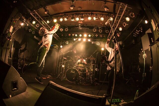 ZINNIA_official's tweet photo. 【📸📸📸】

4/27(金)福岡Queblick

"SQUARE FACT vol.5"

沢山写真を撮って頂きました🌟
この日の瞬間をお納め下さい🤬

【📷】 @matsun_ygp 
【👏】 @makeupvanilla https://t.co/FyRqocKh95