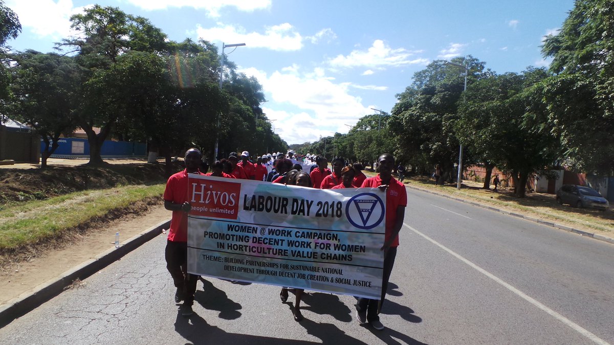 KettySimasiku's tweet photo. As we commemorate labor day held at the National freedom statue. We would to lobby government &amp; key players in horticulture value chains to look into promotion of decent work for women &amp; gender inclusive policies # Freedom should leave no one behind. https://t.co/1UMSYmYtBz