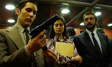 Mt_Fever's tweet photo. Revenge is a dish best served... by subverting traditional plot structure. @nofilmschool looks at Oscar winning El Secreto de sus Ojos https://t.co/BKWeerEMgB #film https://t.co/QnnnZ7YEeo