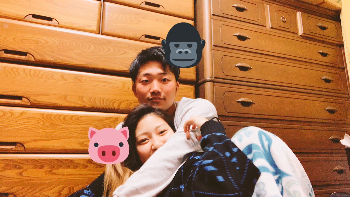 ap_appi_'s tweet image. 3年記念日だよってツイート消えてて泣いた
ツイート全然しいひんから気づかんかった、こわ🤯
よちだいすきだよーって
早く会いたいなーって
何年経っても気持ち変わらんといいなーって
これからも仲良くやっていこうね😚
ちなみに記念日は4/20😀❤️