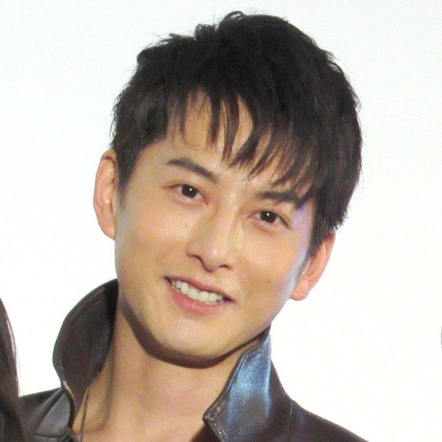 ライブドアニュース A Twitter 500rt ブログで報告 石黒英雄 4月で事務所を円満退所 T Co Kenac8iqfu 今後については 移籍先に関して 未だ決まっておりませんが良いご報告が出来るよう頑張りたい とし これまで通り活動を続けるという T Co