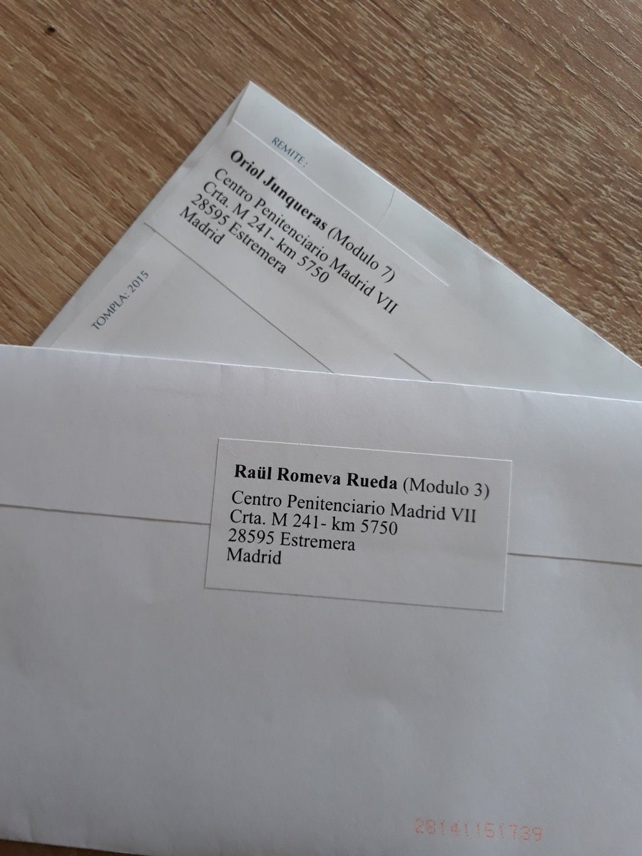 No és pot començar millor el dia.
Algú ens deia sovint "Som el vent ", i serem del bo, del que infla les veles per avançar i persistir. 
<a href="/junqueras/">Oriol Junqueras 🎗️</a>
<a href="/raulromeva/">Raül Romeva i Rueda</a> 
#LlibertatPresosPolítics