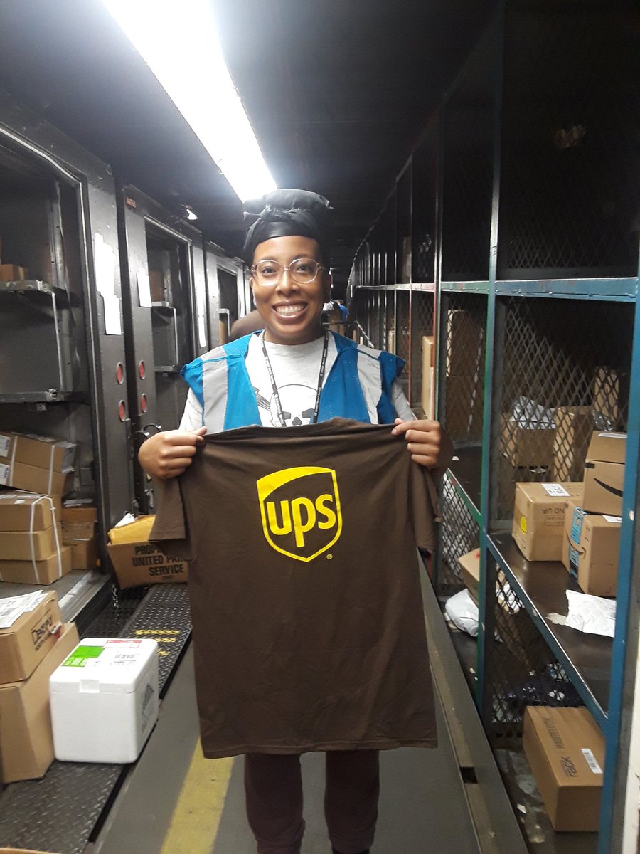 Great job! New hire Sharnell Lewison had ZERO Misloads yesterday. Keep up the great work! #recognition #weareups