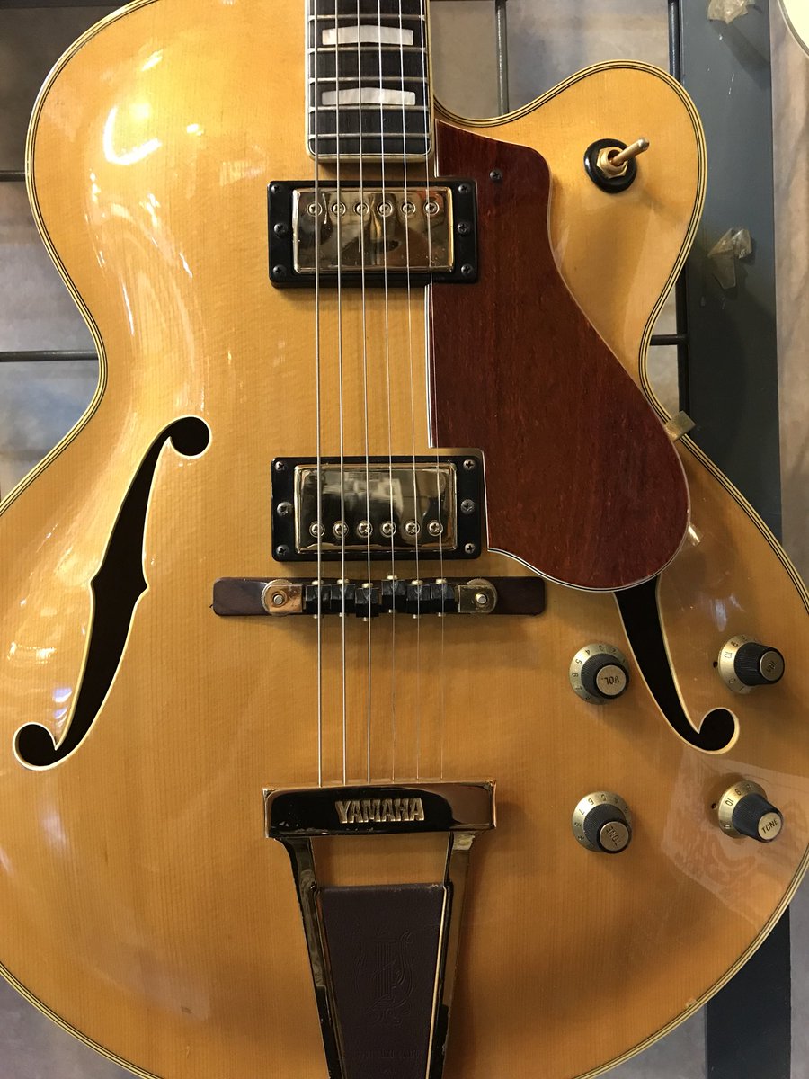 dustbowl_i's tweet photo. 昨日の話で恐縮ですが
4/30は #国際ジャズデー だとか。
様々な楽器が使われる音楽ですが、ダストボウル前橋店的には
#ギター でおしたい。
L-5が今なら #Vintage も合わせて店頭に3本！
Jazz Man はおさえて頂きたい！
#フルアコ
#Gibson
#L5CES
#WesMontgomery
#Gretsch
#Synchromatic
#ヤマハ
#AE12 https://t.co/KtZiq44HQ1