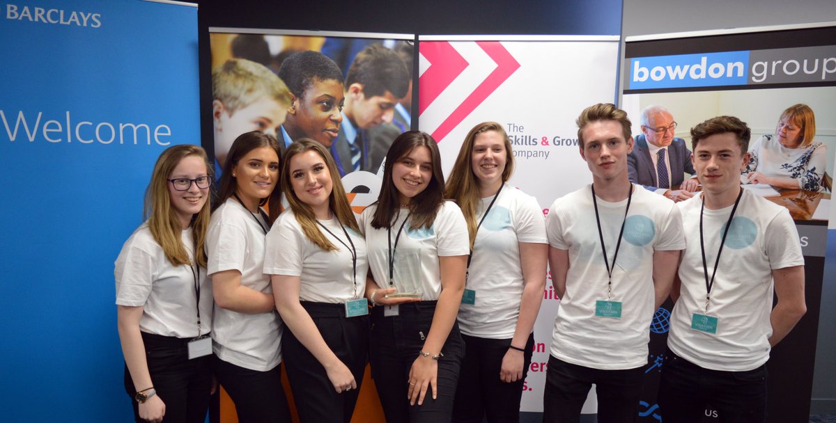 Visulearn_'s tweet photo. Our fantastic winning time at the Cheshire/Warrington Finals last week !! 😁🙌🏽 @youngenterprise https://t.co/Fapqm3ohut