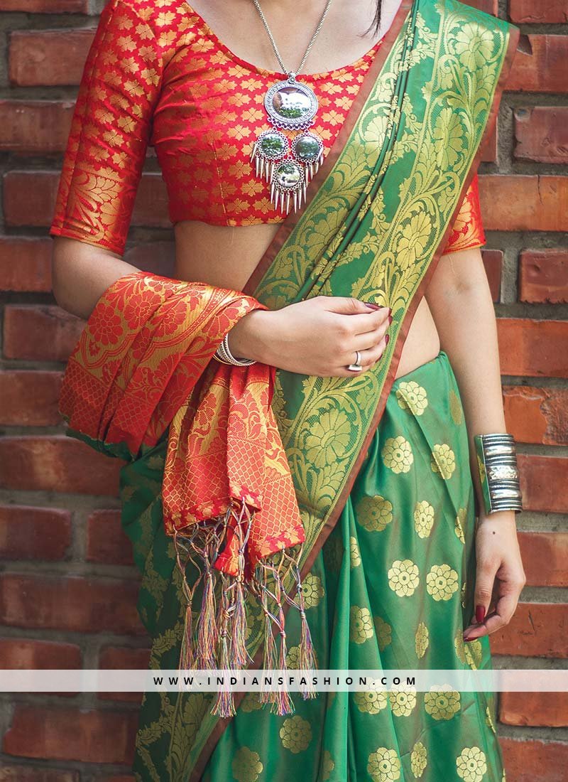 Indians_Fashion's tweet image. Glitzy Banarasi Silk Weaving Work Classic Saree
&amp;gt;click here to shop now : bit.ly/2I6Vga2

#simplesaree #cottonsaree #silksaree #georgettesaree  #silksaree #saree #sari #sarees #artsilksaree #designersaree #bridalsaree #weddingsaree #trandysaree #stylishsaree