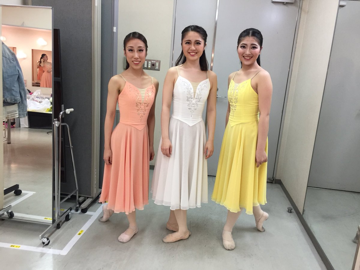 ballet_ayn's tweet photo. 発表会終演いたしました！
思うところはありますが、悔いのない踊りができたと思います🙆
みにきてくださった皆様、スタッフの皆様、先生方、出演者の皆本当にありがとうございました！！！✨
このような形での出演はしばらくできないとは思いますが、細々といつかの舞台に向けて頑張ります！ https://t.co/DPoVLkz2ND