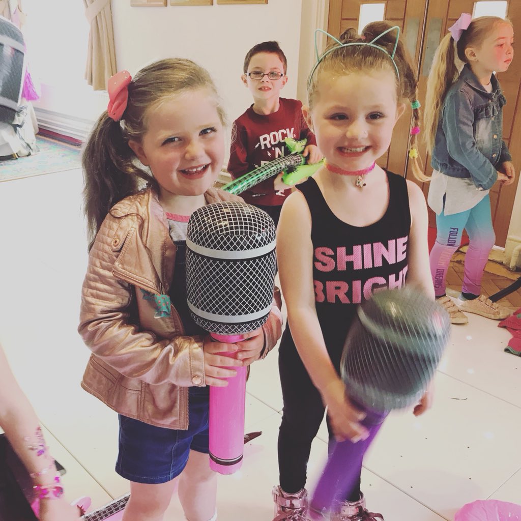 StagecoachCHE's tweet photo. Such an amazing weekend of parties to celebrate 25 years of Stagecoach Chester! Thank you to all who came and made it so special! @KidsDirectChest @ShoutChester @ChesterBuzz_ @Chester_360 @ChesterChron https://t.co/CthmMR5l9K